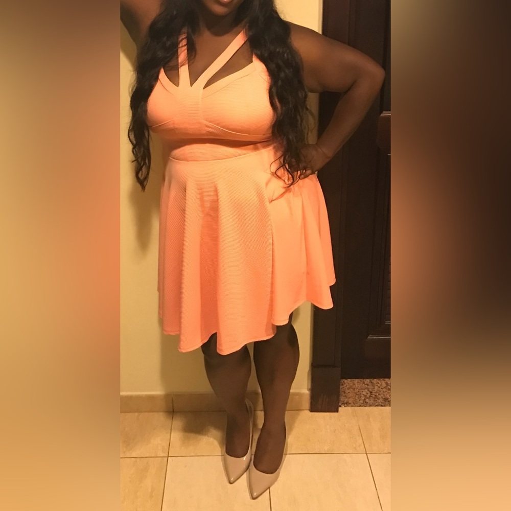 Fashion To Figure Peach Sleeveless Dress Size 0
